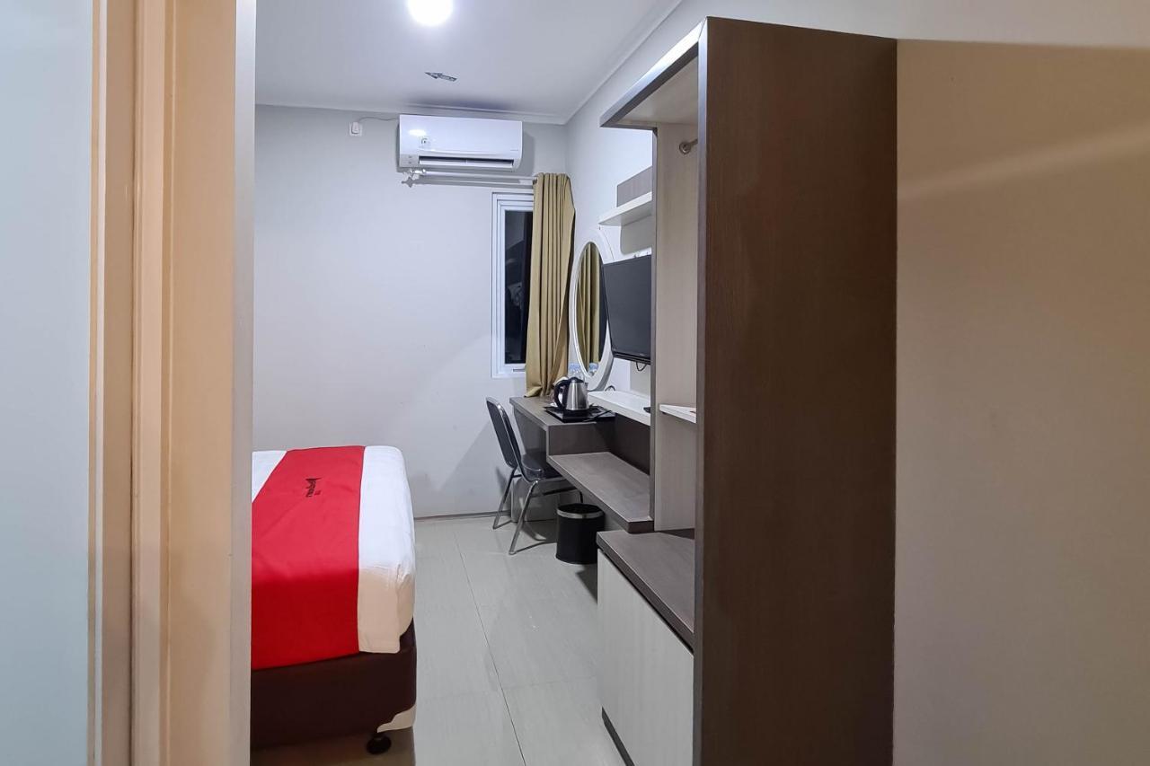 Gaia Asri Hotel Pamanukan Hilir Exterior photo